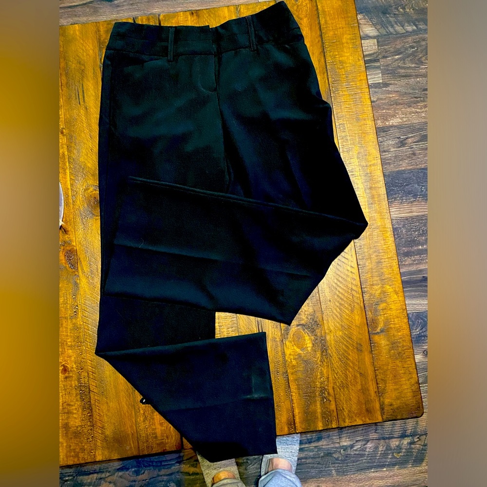 New with tags black dress pants contemporary size 6P Cato brand.